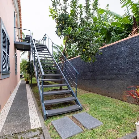 Sara House